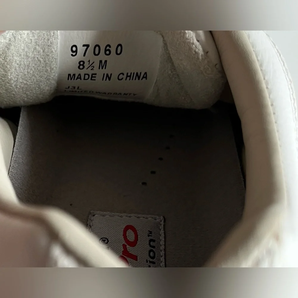 Women’s FootJoy LoPro Golf Shoes White Black Leather Daisy Floral 97060 8.5
